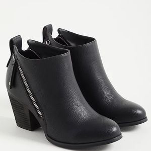 Torrid Black Faux Leather Side Zip Heel Bootie (11 WW)